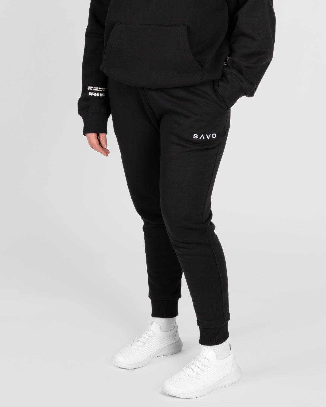 SAVD Essential Joggers – Cuffed Fit